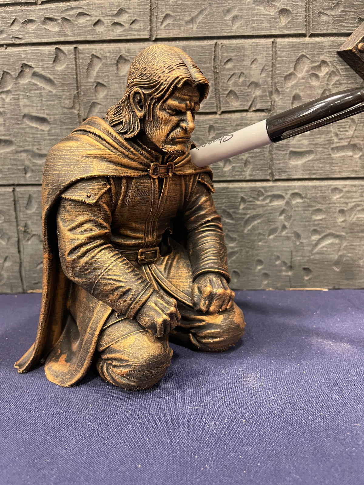 Fantasy pen holder